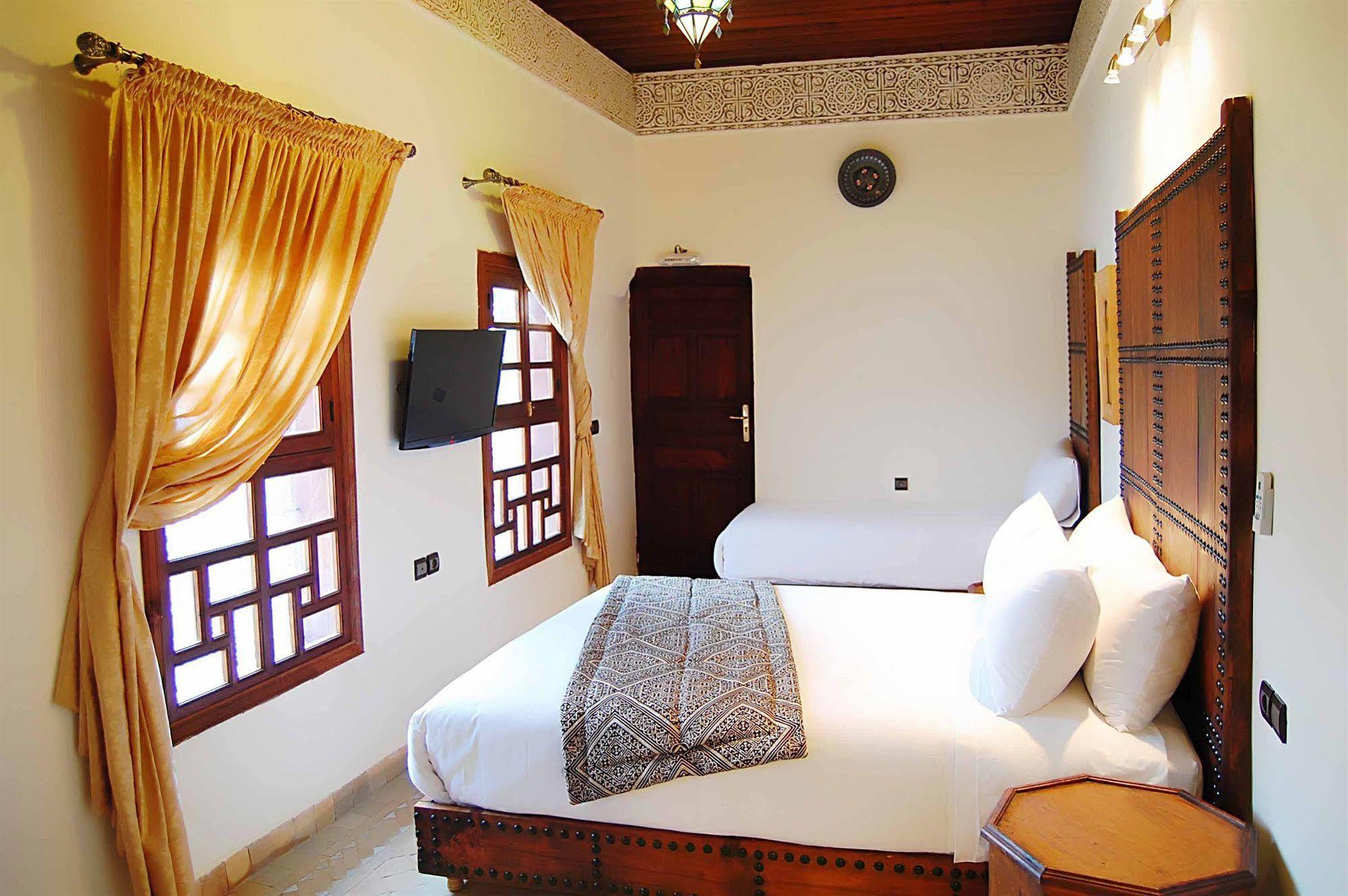 Riad Fes Aicha Exteriör bild